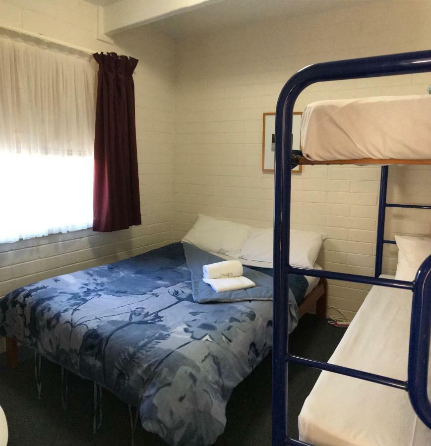 Kon Tiki Apartments Batemans Bay Exterior photo